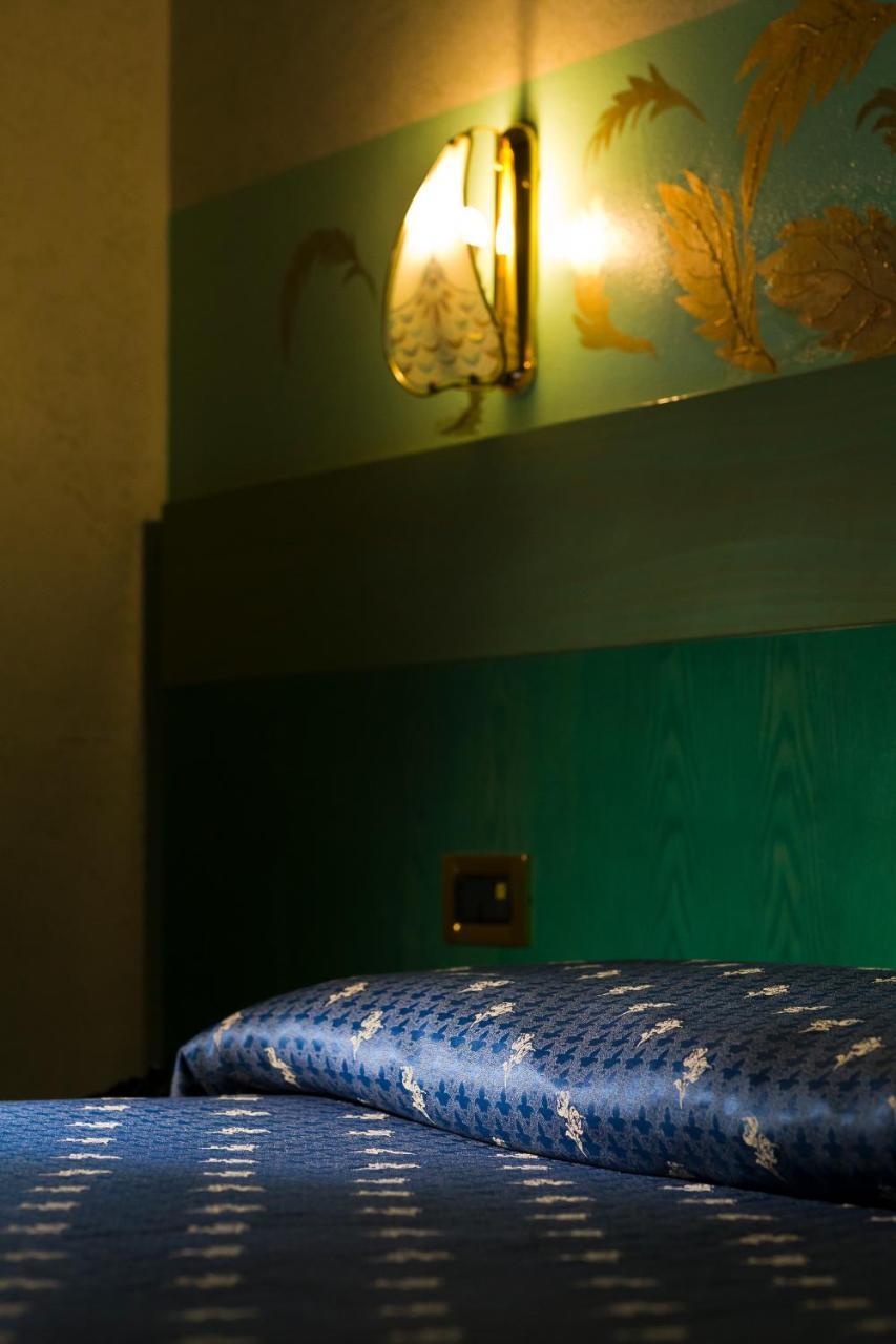 Hotel Faro Montichiari Zewnętrze zdjęcie